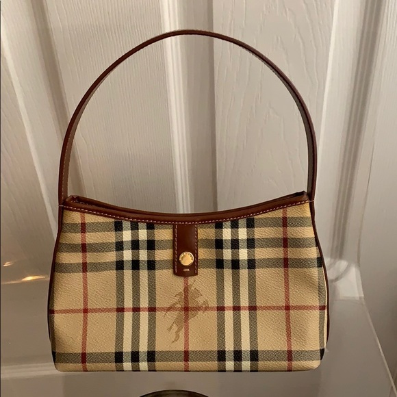 Burberry Handbags - ❤️BURBERRY❤️Small Nova Check Hobo bag EUC!!